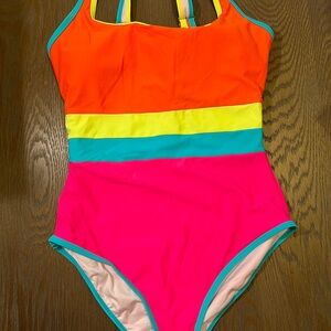 Colorful Women's One Piece Swimsuit
NWT Popvil